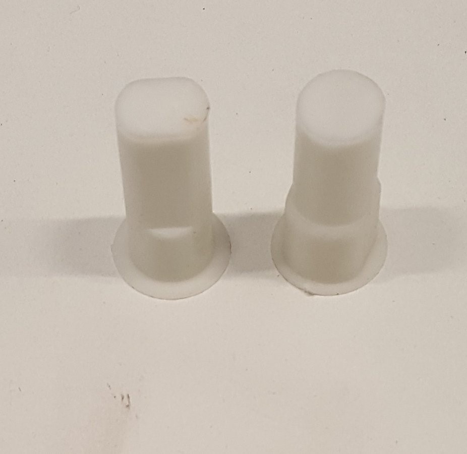 Plastová vložka pro WC sedátka soft close 40S30, 40D30 (levá+pravá)