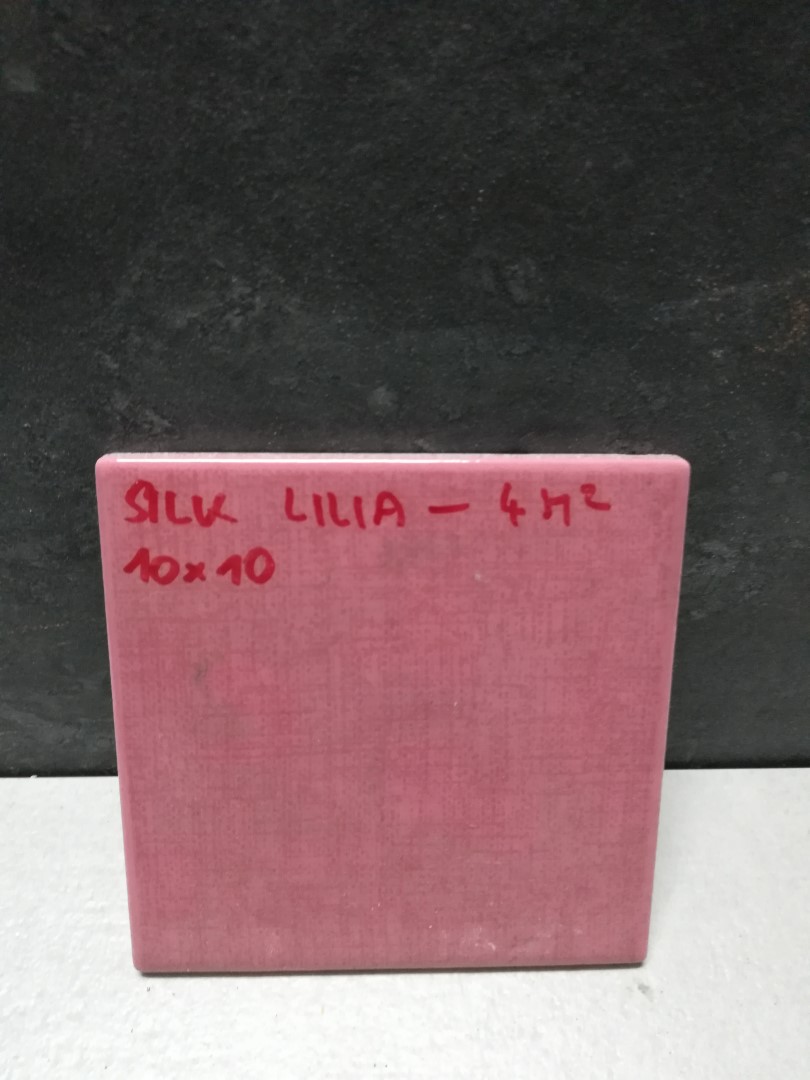 Obklad Silk Lilia 10x10 cm mat
